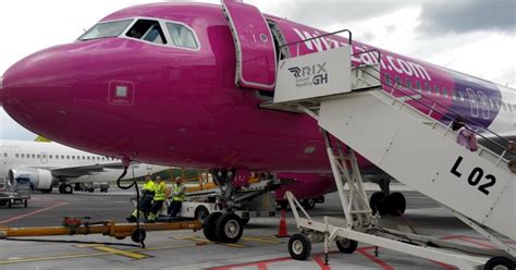 wizzair lv